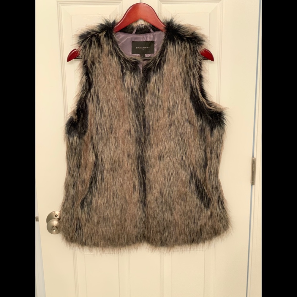 Fur vest